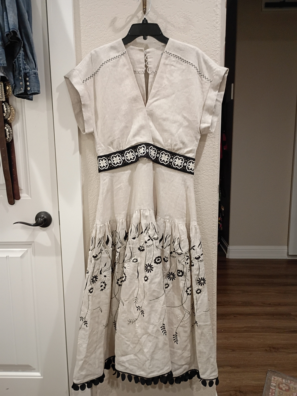 Silvia Tcherassi Embroidered Linen Midi Dress